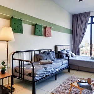 https://2br-luxury-rooftop-swimming-pook-homestaygeorgetown10pax.penanghotels.org