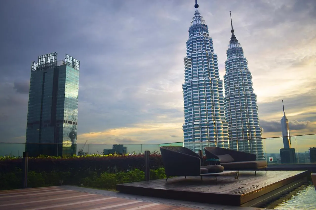 Star Holiday Sky Pool Klcc 쿠알라룸푸르 0*,